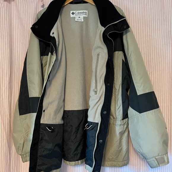 Men's Jacket - Picture 9 of 9